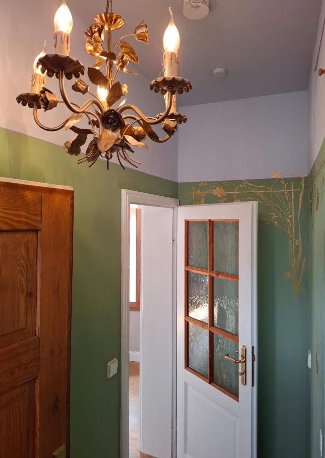 Apartment Leopold Mit Balkon Кобург Екстериор снимка